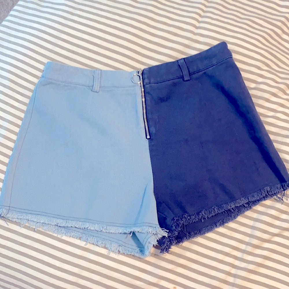 L Shein two toned shorts